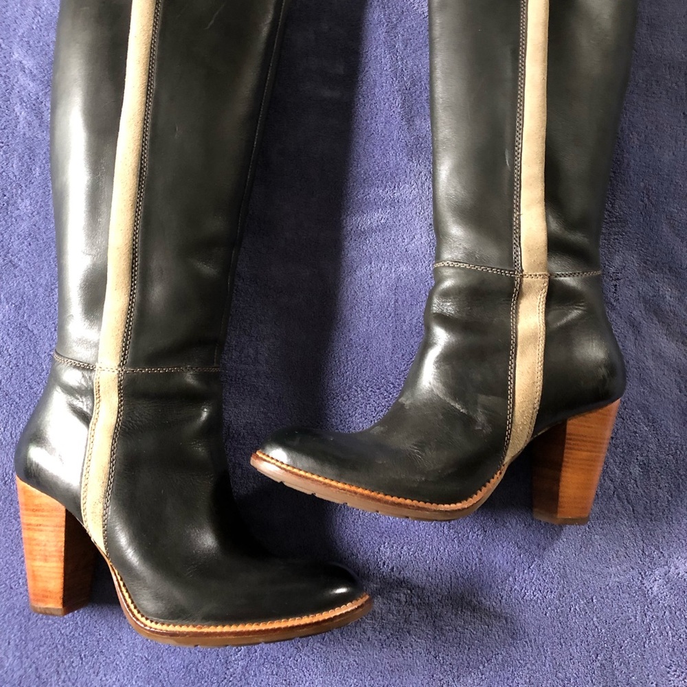 Hush Puppies black leather boots with taupe suede trim and zipper